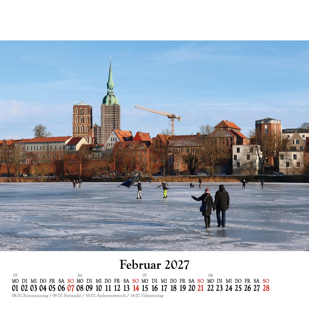 Vereister Knieper Teich vor der Altstadt