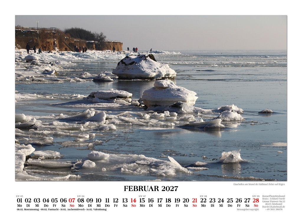 Eisschollen am Strand der Halbinsel Zicker auf Rügen